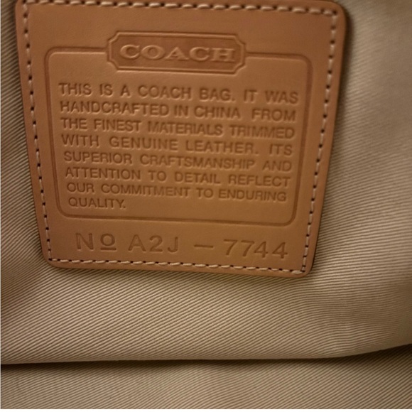 Coach Vintage Hampton Multicolore Stripe Mini Tote Bag EUC - Picture 4 of 12